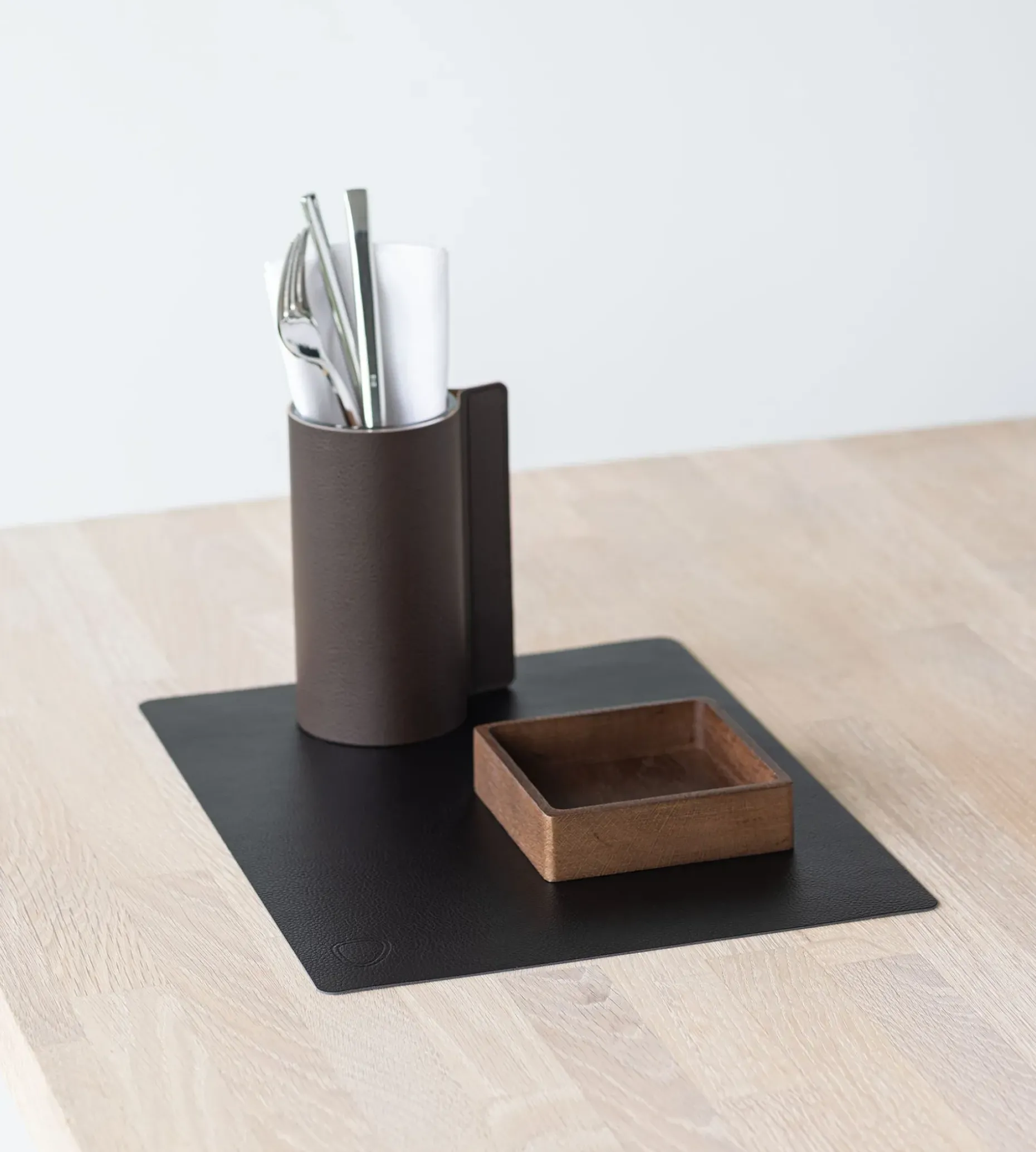 Serene Spisebrikke Square M 26,5 X 34,5 Cm